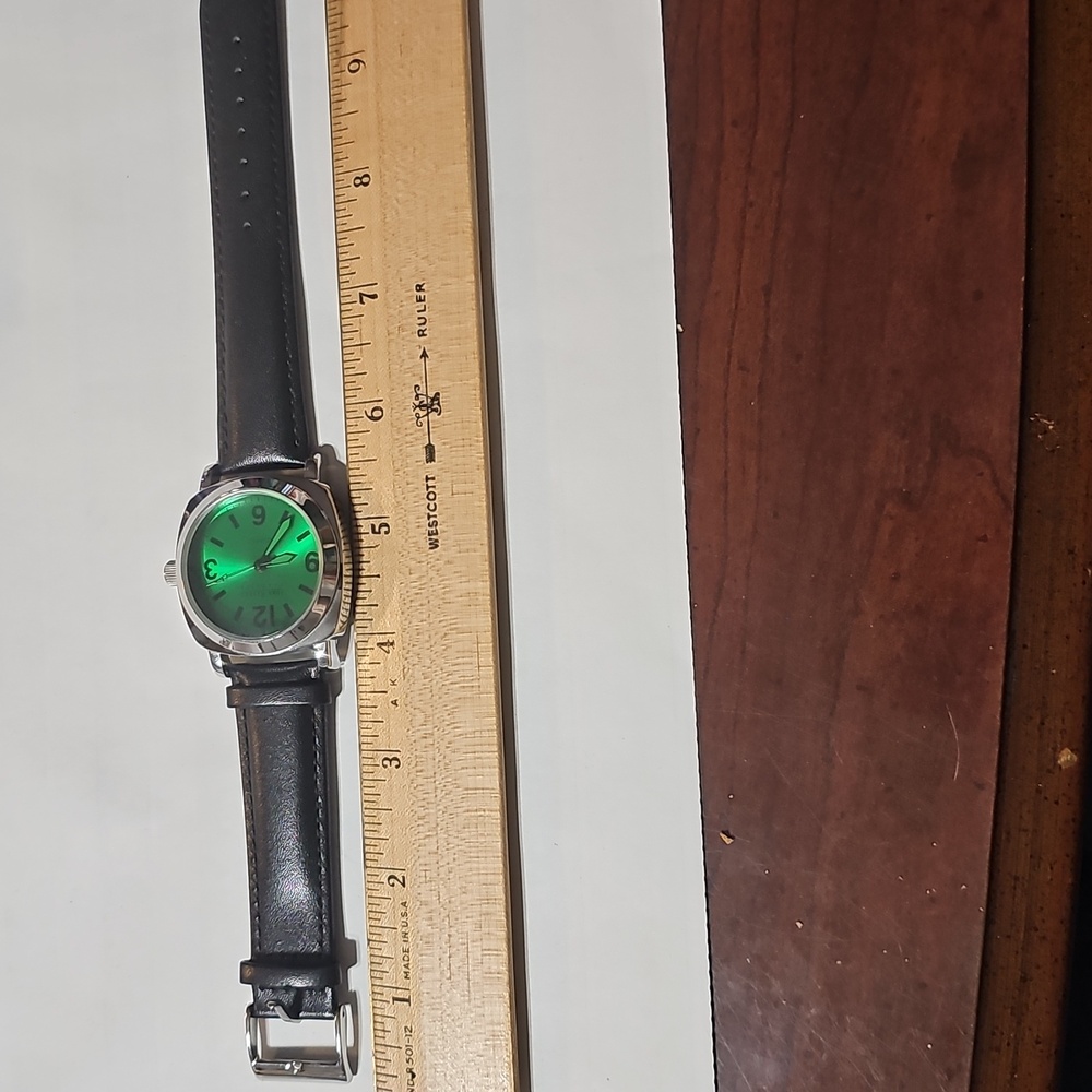 Joan Rivers Vibrant Green Dial Watch NWOT - Picture 7 of 8